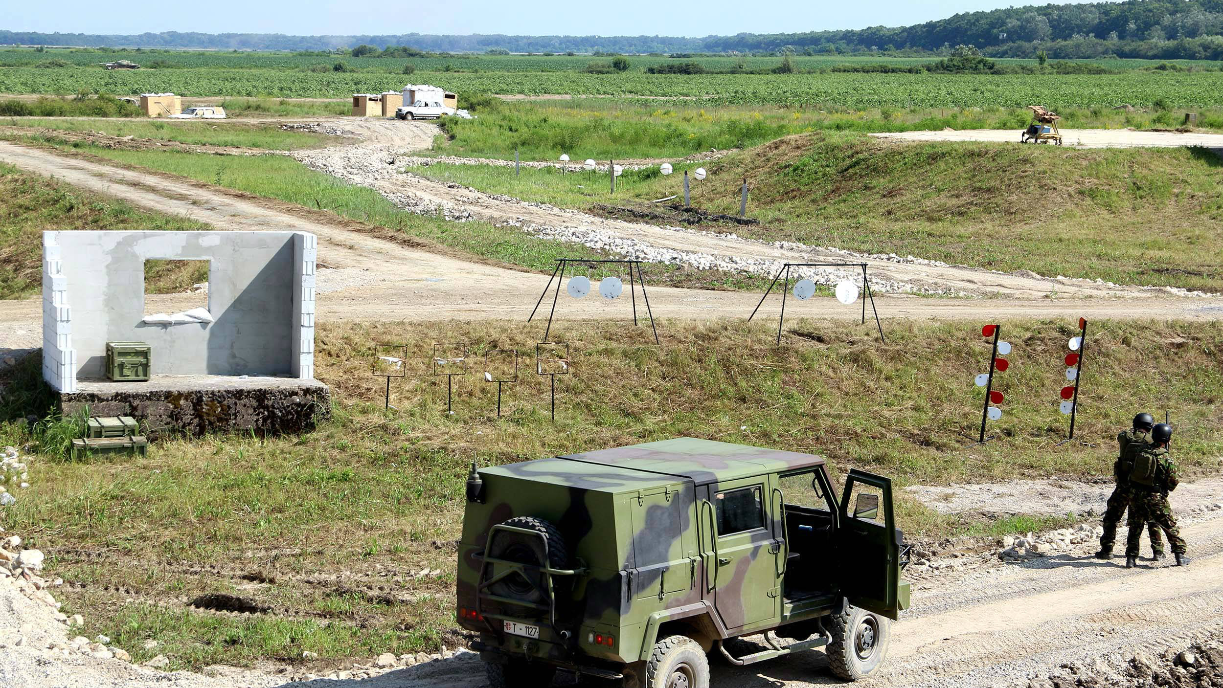 Prikaz povodom 70 godina postojanja Jugoimport-SDPR 1