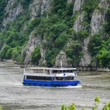 Još jedan turistički brod u sektoru Đerdapa 4