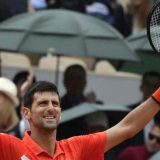 Đoković lako protiv Štrufa za četvrtfinale Rolan Garosa 1