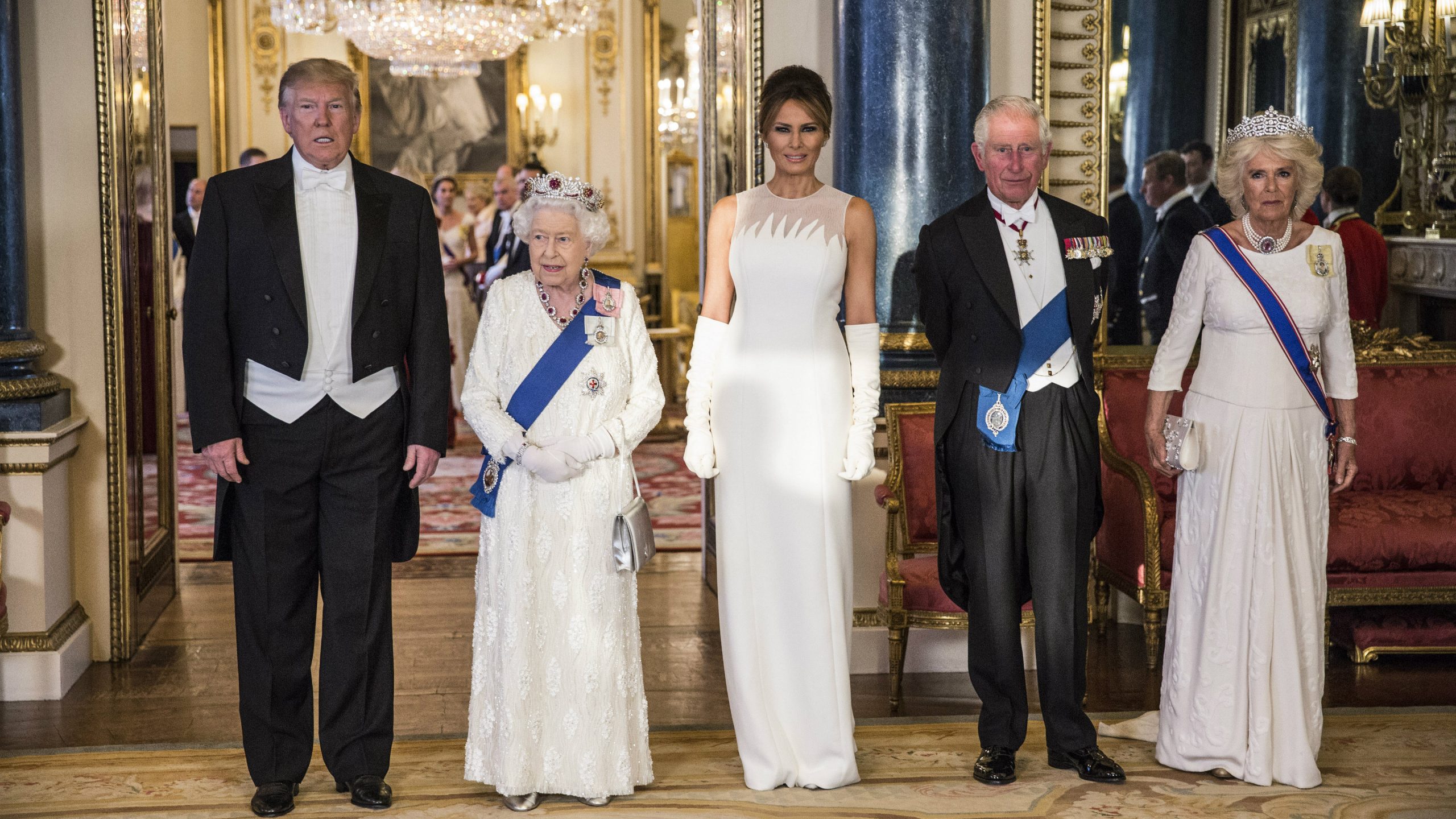 Kraljevski doček za Trampa u Britaniji (FOTO/VIDEO) 1