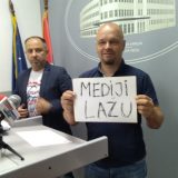 Opozicioni odbornik Srđan Nonić protestuje zbog "narastajućeg fašizma" u Nišu 14