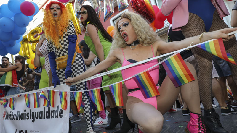 Parade ponosa održane u zemljama širom sveta (FOTO) 1