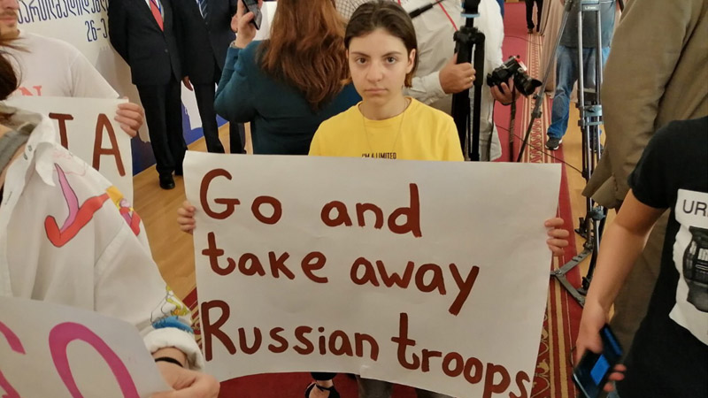 Interparlamentarna skupština pravoslavlja u Tbilisiju prekinuta zbog učešća poslanika ruske Dume 1