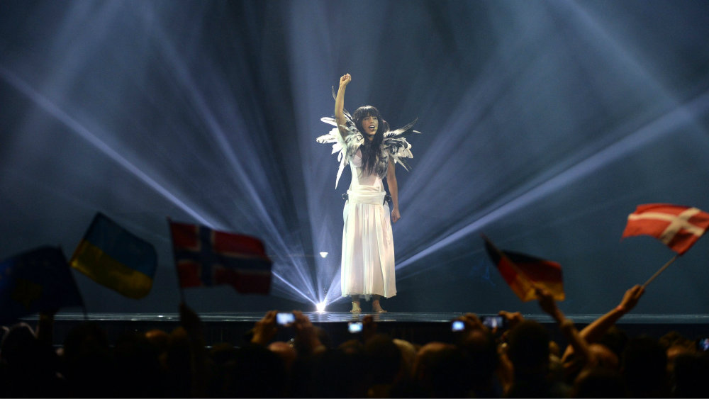 Nova feministička revolucija standarda lepote: Dlake ispod pazuha kao polu-ornament 2 Nova feministička revolucija standarda lepote: Dlake ispod pazuha kao polu-ornament 2