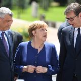 Huper za VOA: Vučiću lakše da se sporazume sa Tačijem nego da pridobije Merkel 8