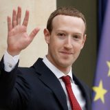 Deoničari Fejsbuka traže smenu Marka Zakerberga 10