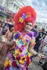 Parade ponosa održane u zemljama širom sveta (FOTO) 16