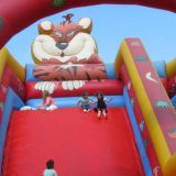 Igraonica na naduvavanje pala na decu u niškom parku Čair 5