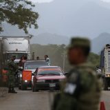 U Meksiku pronađeno oko 800 migranata u četiri kamiona 8