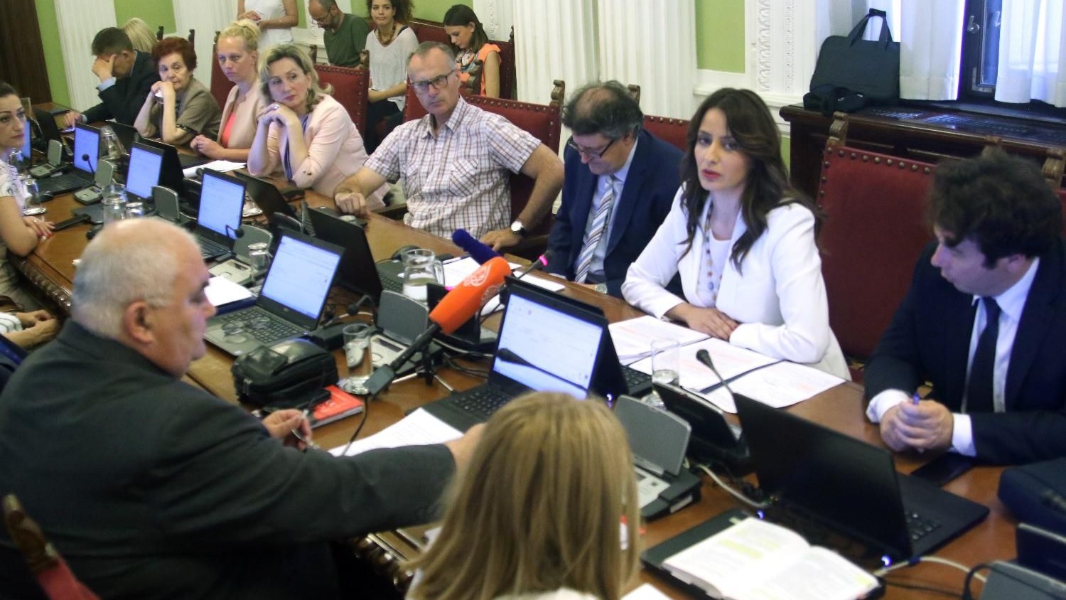 Odbor za ustavna pitanja utvrdio listu kandidata za ombudsmana: Opozicija smatra da Pašalić nema pravo da se ponovo kandiduje, on ipak na listi 1