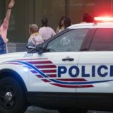 Panika na gej paradi u Vašingtonu navela ljude da beže 12