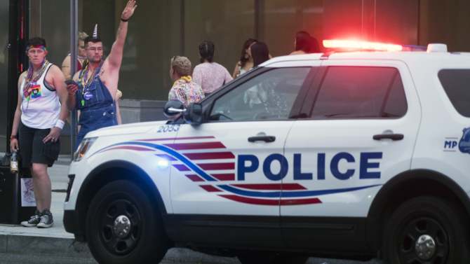 Panika na gej paradi u Vašingtonu navela ljude da beže 1
