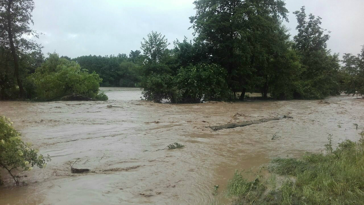 Anketa: Većina smatra da su poplave mogle da se spreče 1