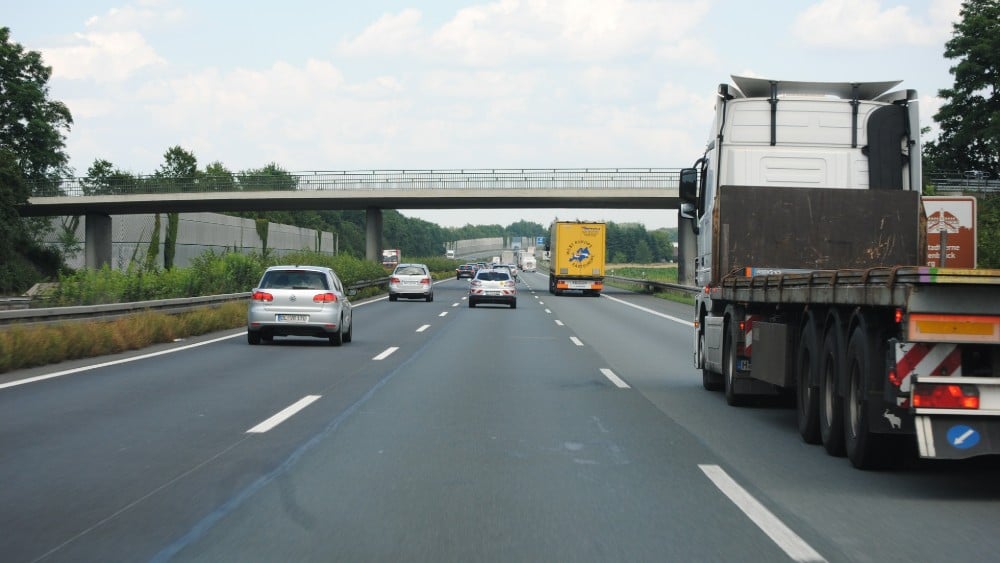 AMSS savetuje vozače da voze opreznije zbog mokrih kolovoza 1
