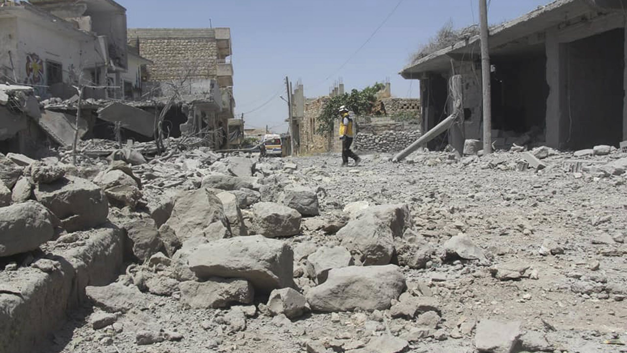 U Siriji 25 mrtvih u vazdušnom napadu vladinih snaga u Idlibu 1