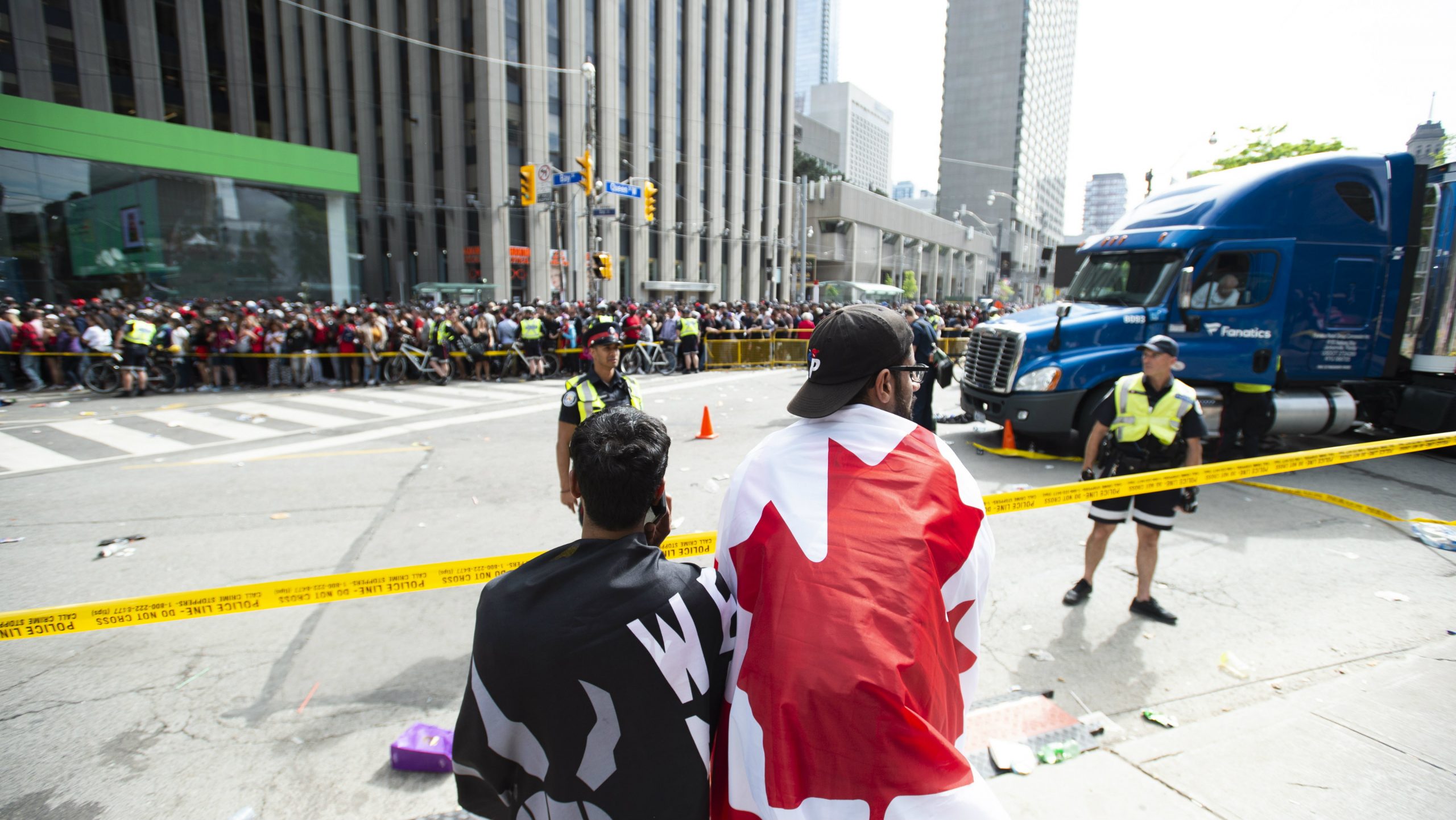 Četvoro ranjenih na proslavi NBA titule Reptorsa u Torontu 1