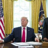 Trampova administracija će zabraniti azil za migrante iz velikog dela Centralne Amerike 3