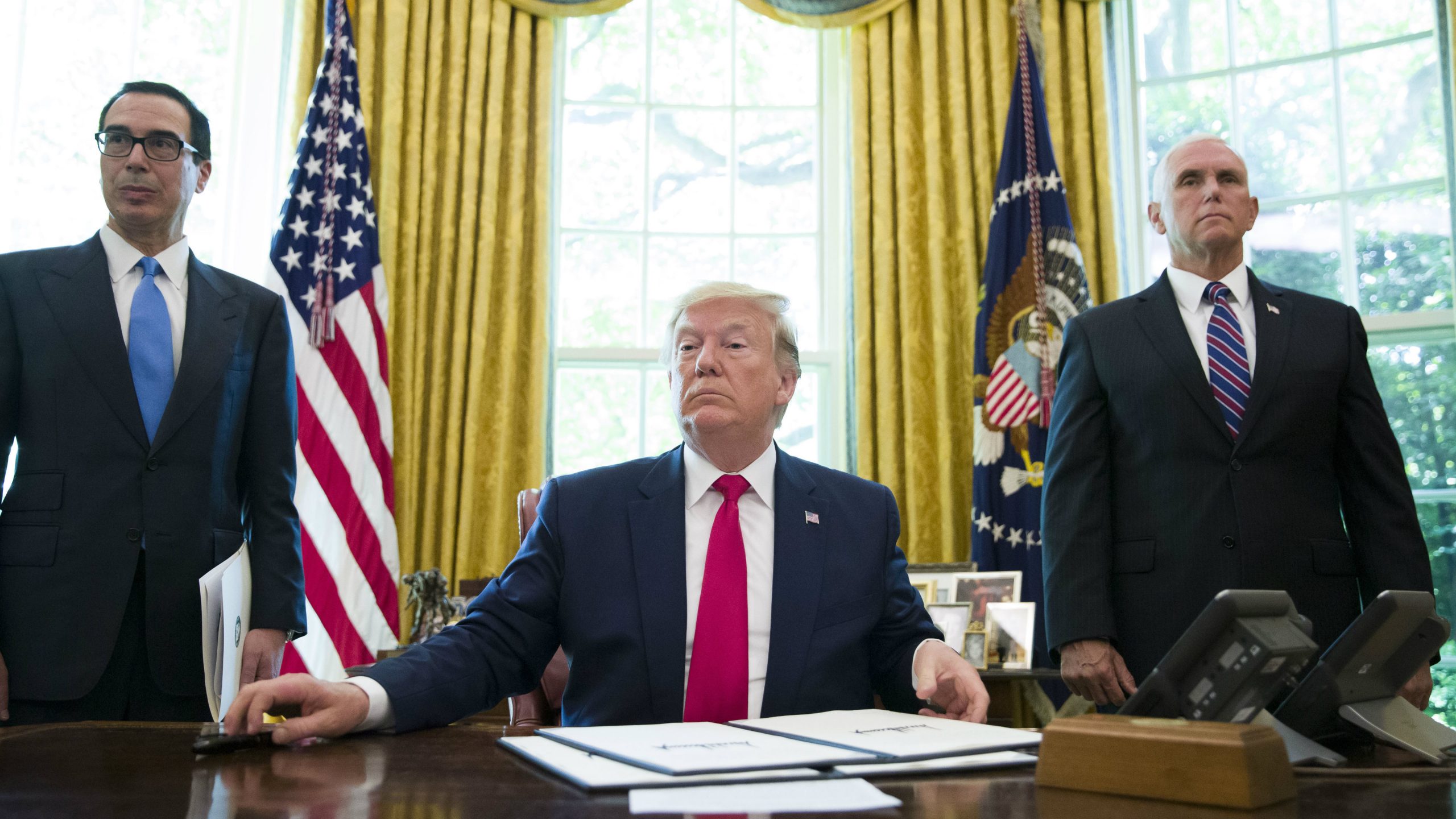 Trampova administracija će zabraniti azil za migrante iz velikog dela Centralne Amerike 1