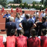 Ministar Vanja Udovičić posetio sportski kamp Karataš kod Kladova 1