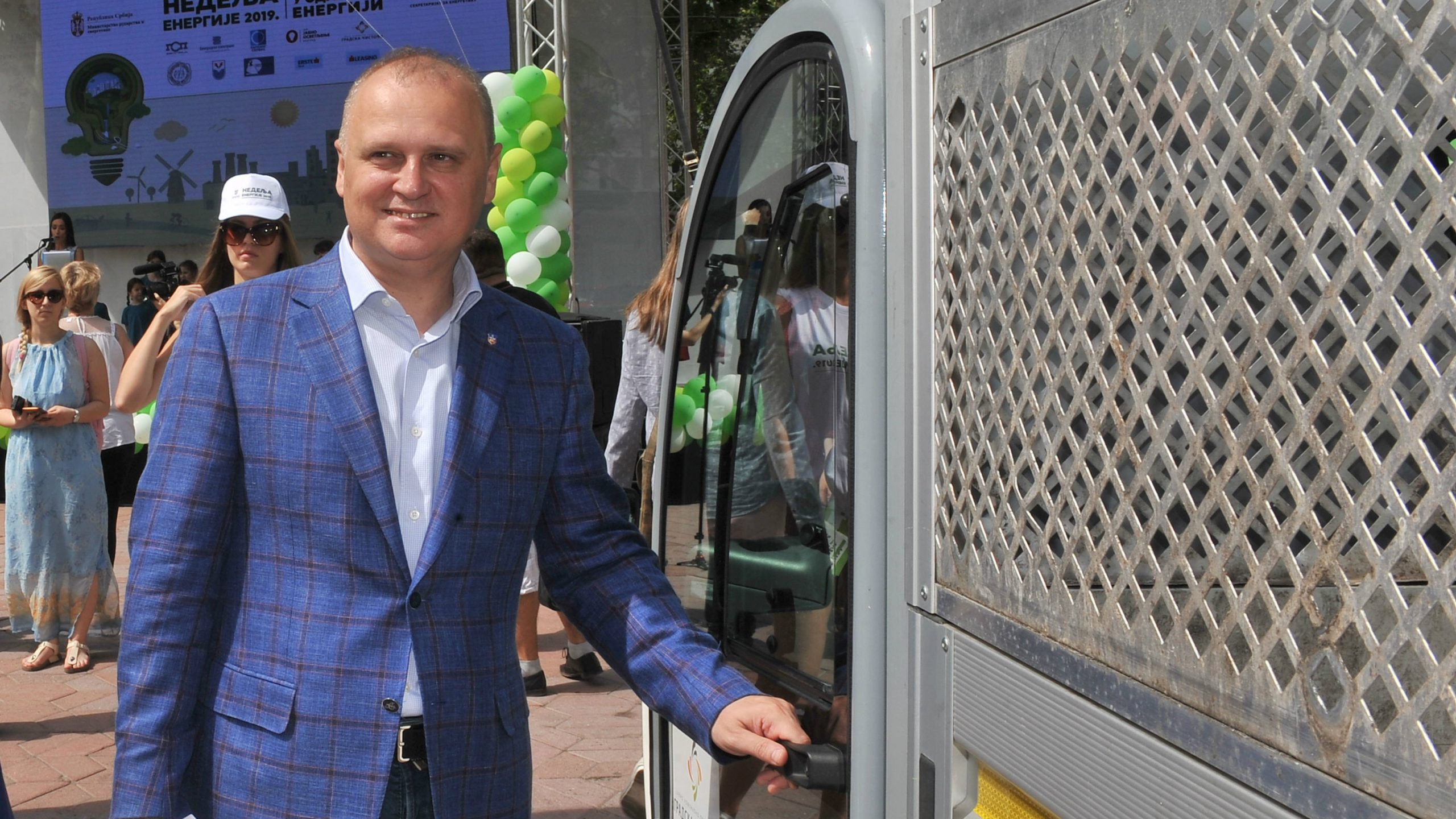 Vesić: Za nekoliko dana kreće Vrabac servis - električni prevoz u centru grada 1