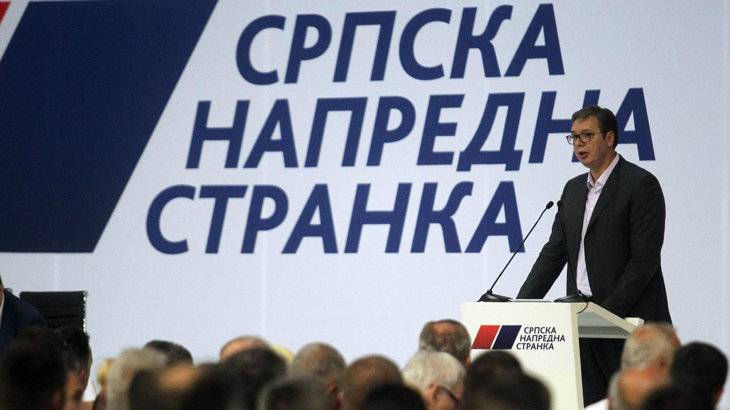 Vučić pretpostavlja da će moći da predloži svog naslednika u SNS 1