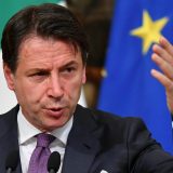 Premijer Italije Đuzepe Konte podneo ostavku 4
