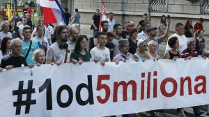 Završen protest "1 od 5 miliona": Izbora neće biti ukoliko se ne promene izborni uslovi 2 Završen protest "1 od 5 miliona": Izbora neće biti ukoliko se ne promene izborni uslovi 2