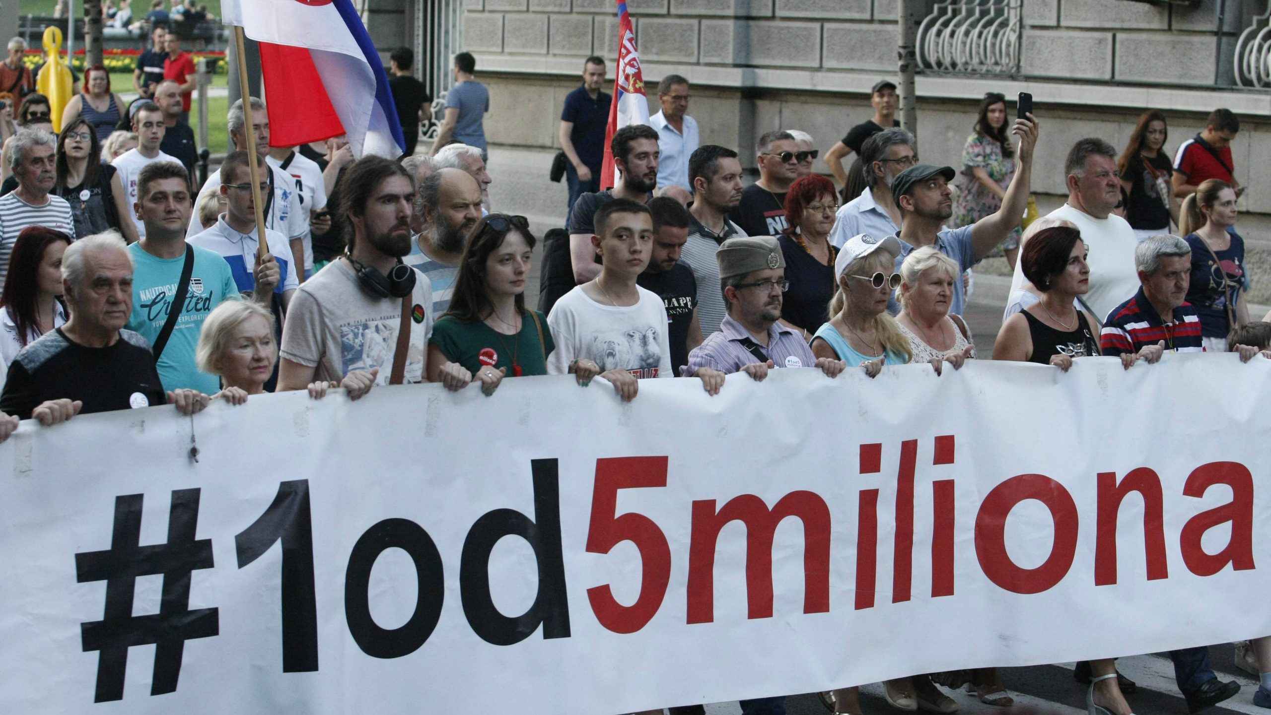 Protest 1 od 5 miliona u subotu u znaku podrške stanarima hotela Bristol 1