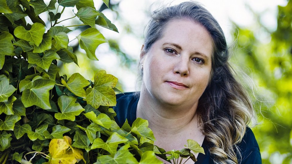 Smrt u Ledenoj dolini: Misteriozna žena, šifrovane poruke i slučaj nerešiv pola veka 5 Deda Sesili Torsred Flo je radio za bergensku policiju 1970.