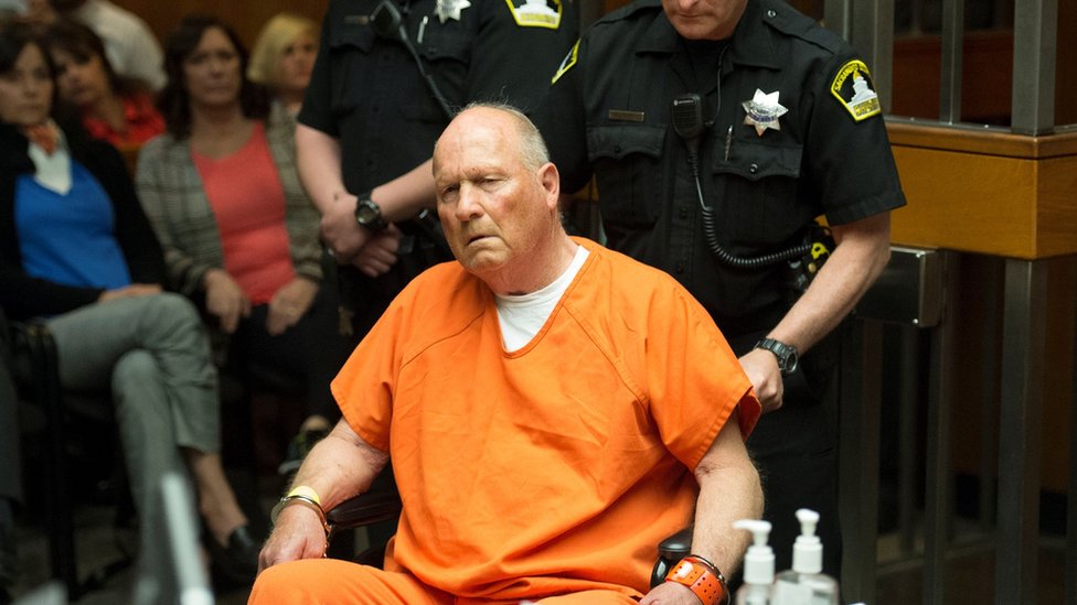 Smrt u Ledenoj dolini: Misteriozna žena, šifrovane poruke i slučaj nerešiv pola veka 11 Džozef Džejms de Anđelo na sudu