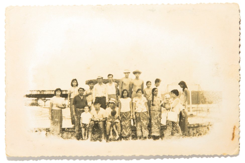 Porodične fotografije zakopane kako bi sakrile prošlost 1 Porodica Rama