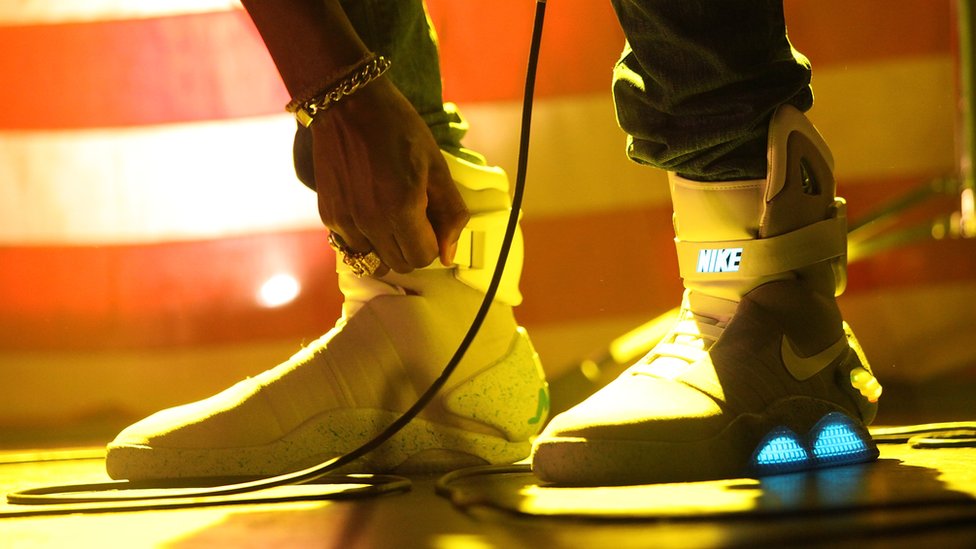 Patike iz filma Povratak u budućnost 2 takođe su prodate na aukciji