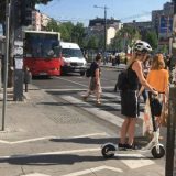 Električni trotineti hit na beogradskim ulicama (VIDEO) 13