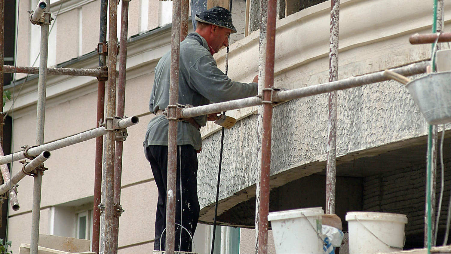 Vlast bez reči o smanjenju naknada za izvršitelje 1