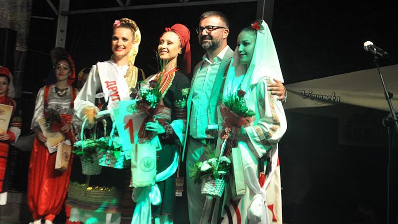 "Četereško prelo" pod stoletnim hrastovima 1