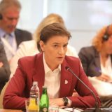 Brnabić pozvala Metu da se suzdrži provokacija 6