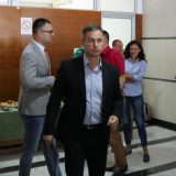 Aleksić: Vučić direktno napao Stefanovića da bi zaštitio svog brata 15