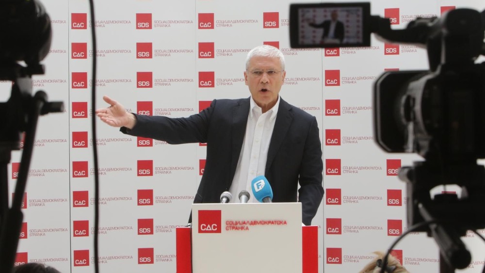 Tadić će zbog prisluškivanja podneti krivičnu prijavu protiv Vučića 1