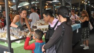 U letnjoj atmosferi održan Beogradski Noćni market na pijaci „Kalenić“ 2 U letnjoj atmosferi održan Beogradski Noćni market na pijaci „Kalenić“ 2