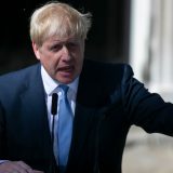 Britanski premijer izgubio apsolutnu većinu u parlamentu 4