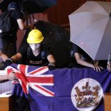 Demonstranti upali u Parlament Hongkonga 7