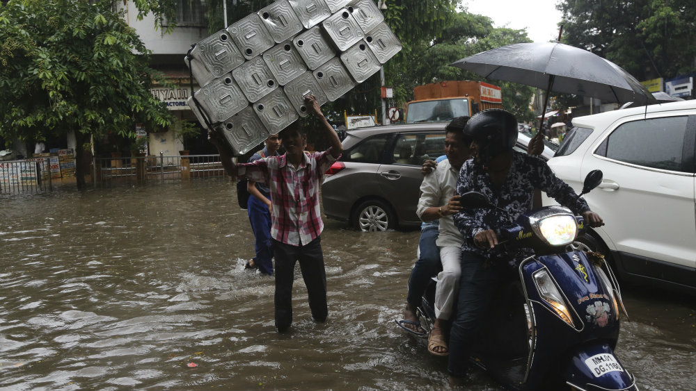 Novi bilans: Najmanje 270 žrtava monsuna u južnoj Aziji 1