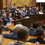 Odlaže se prelazak na nov sistem određivanja plata uz uvođenje platnih razreda za godinu dana 7