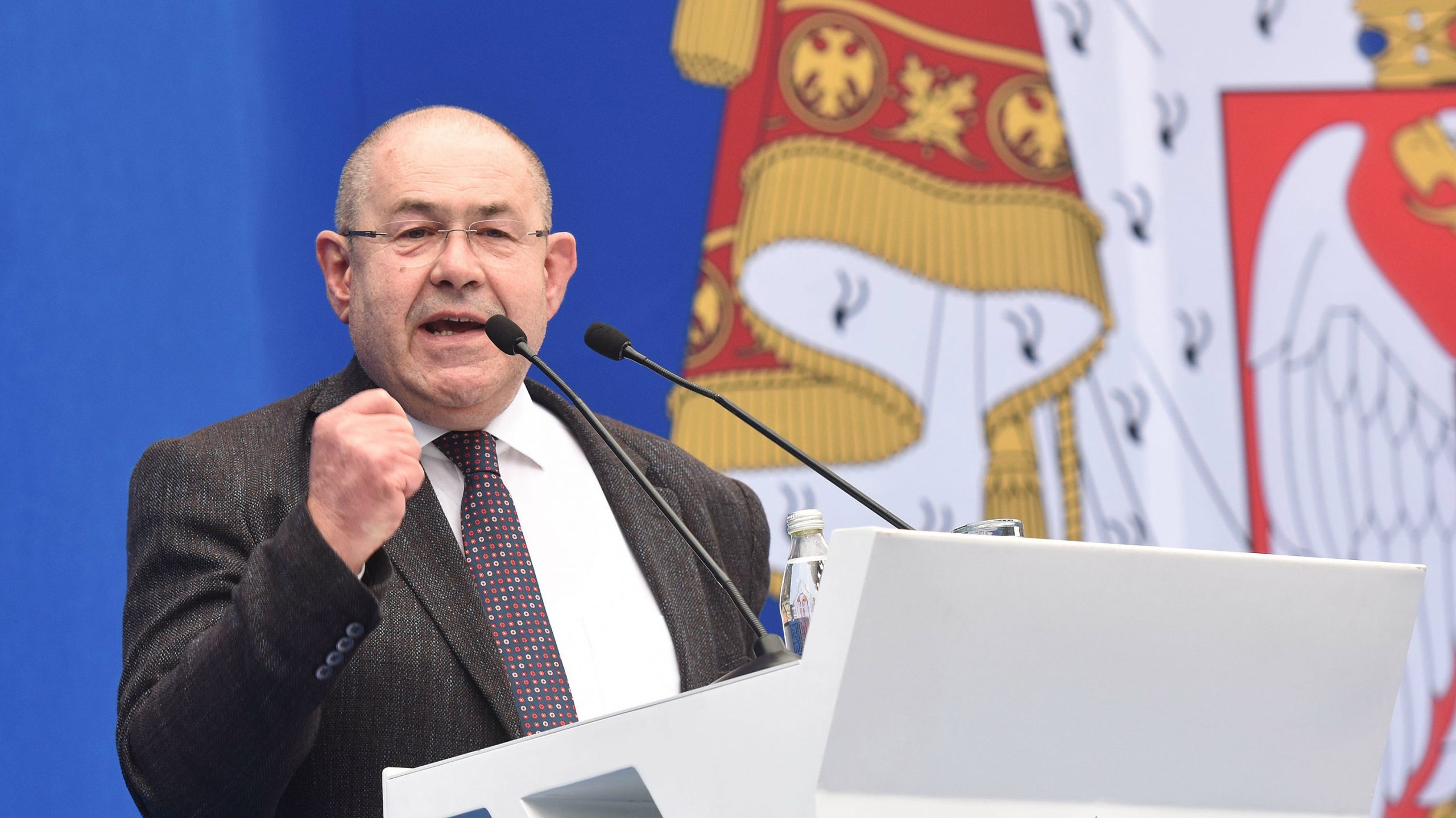 Pastor bira i smenjuje direktora "Vojvodinašume" 1