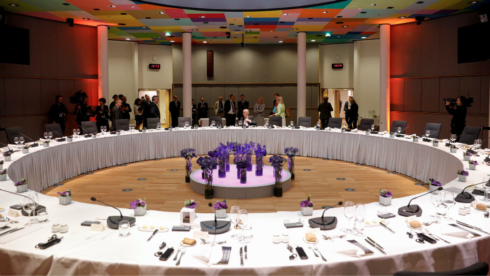 Lideri EU će na samitu u Briselu osuditi nasilje na severu KiM i pozvati na hitnu deeskalaciju 1