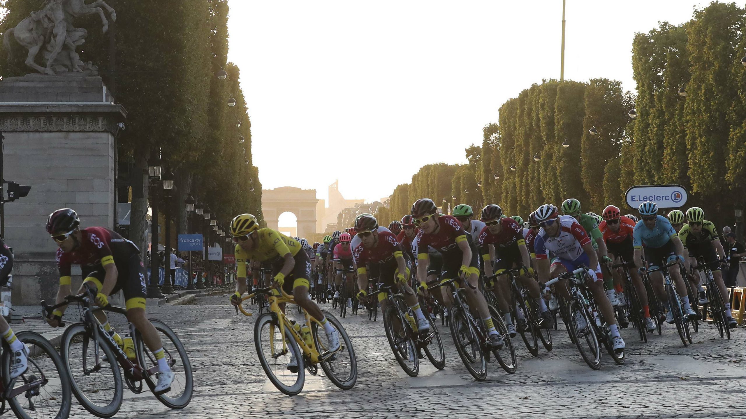 Egan Bernal pobednik Tur d'Fransa 1