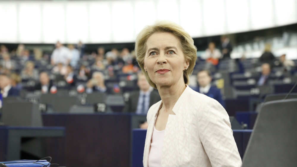 Ursula fon der Lajen: U očevim cipelama 1