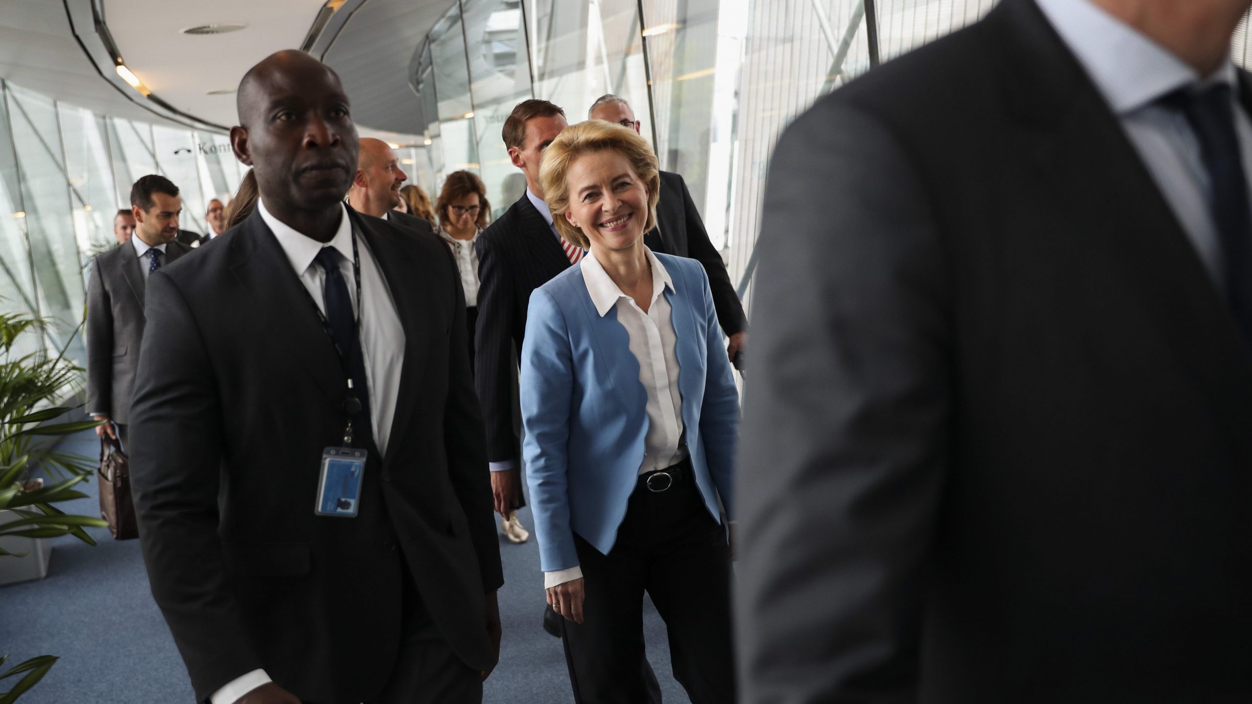 Fon der Lajen se predstavila pred Evropskim parlamentom 1