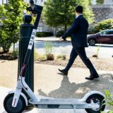 Turista na električnom trotinetu zalutao u sistem tunela u Oslu 12