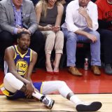 Durent sa ekipom juri het-trik  5